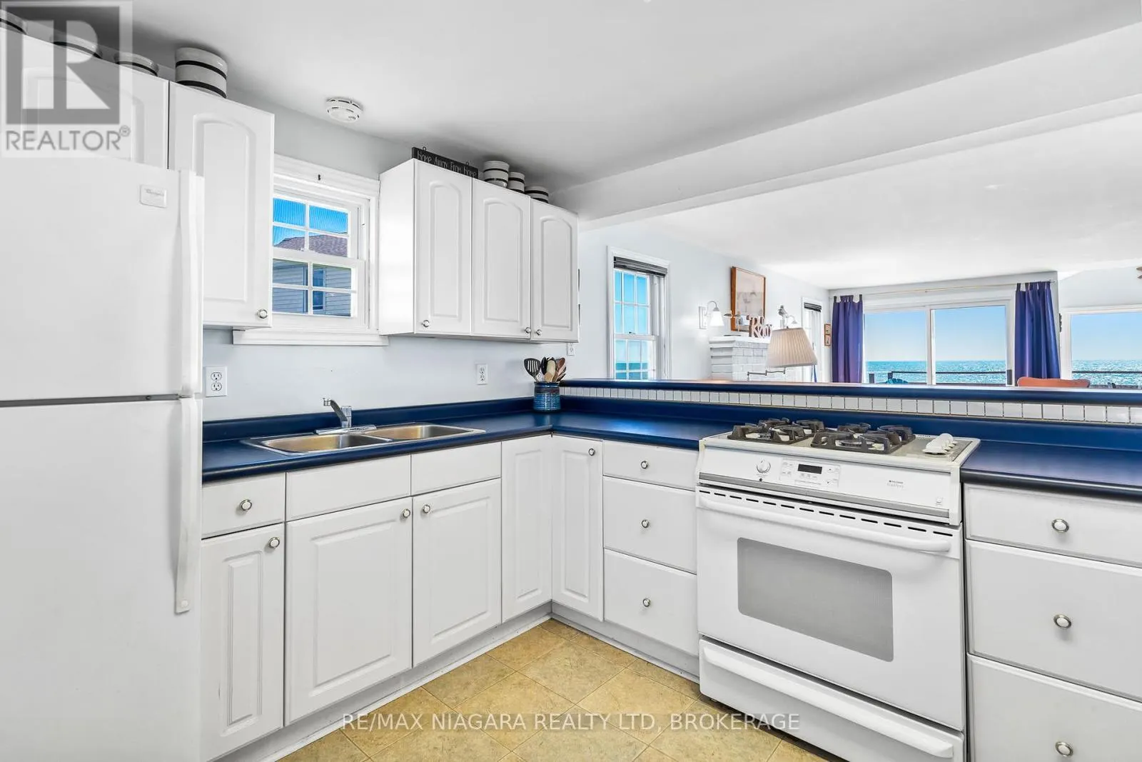 13165 LAKESHORE ROAD