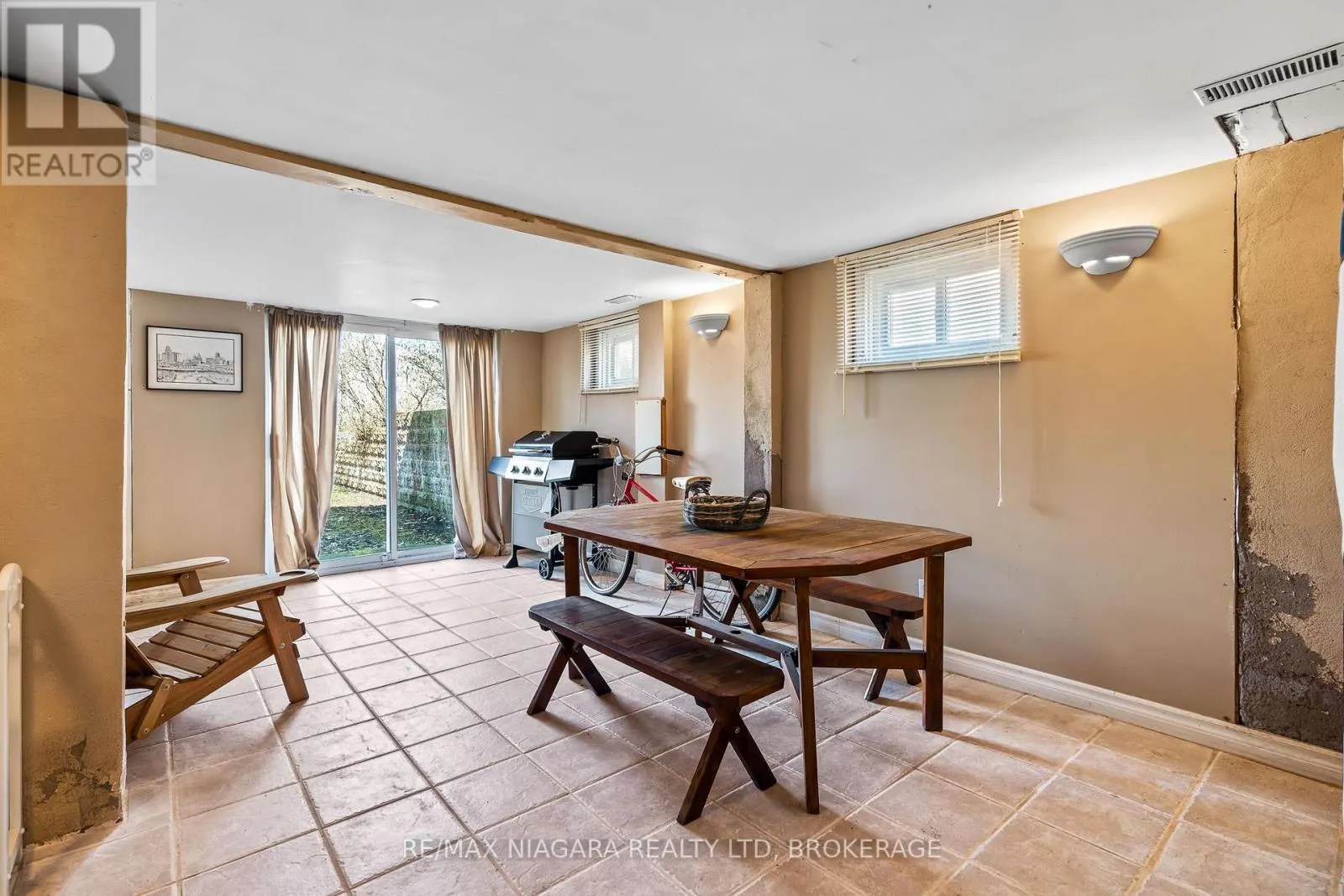 13165 LAKESHORE ROAD