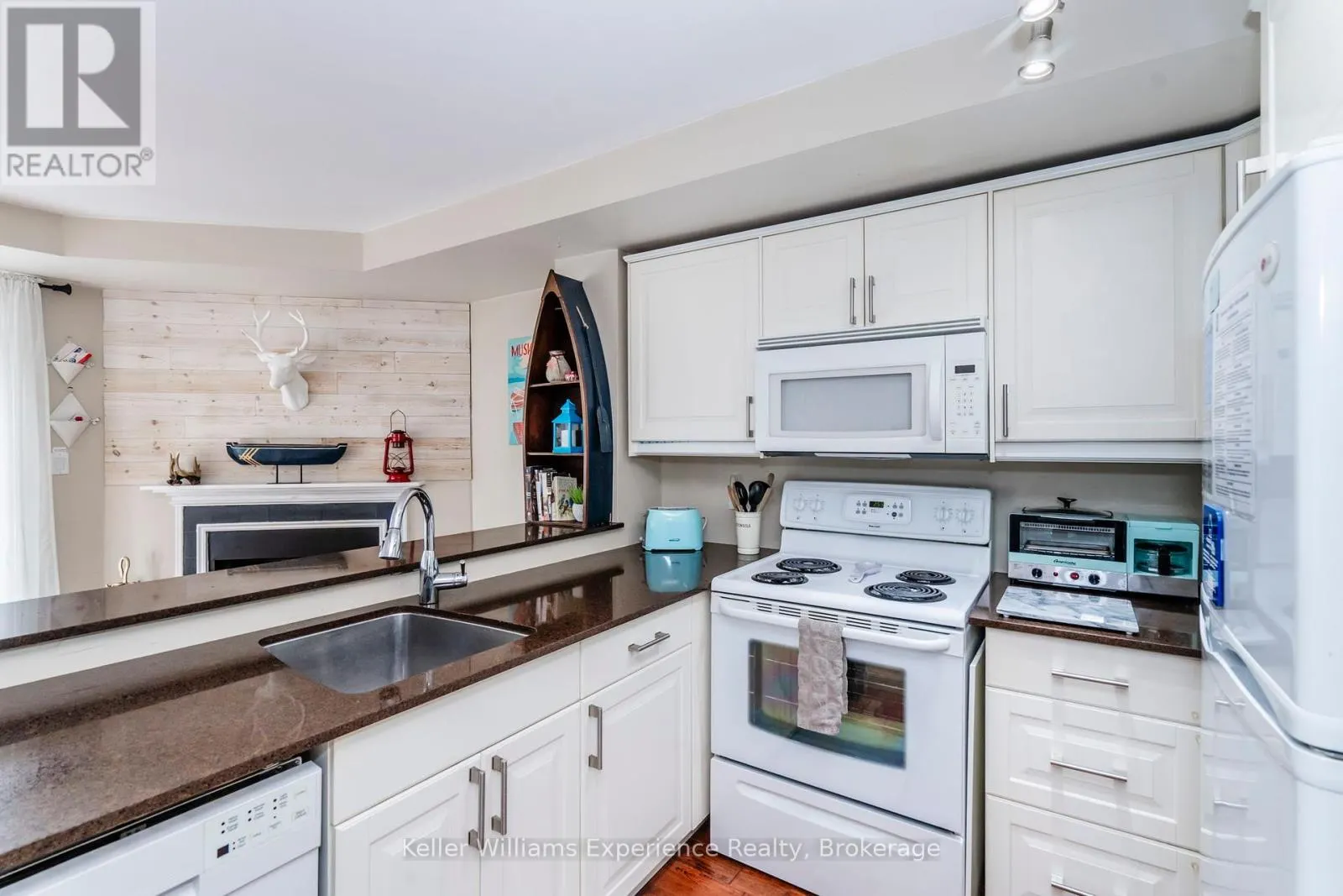 27 TURNER DRIVE