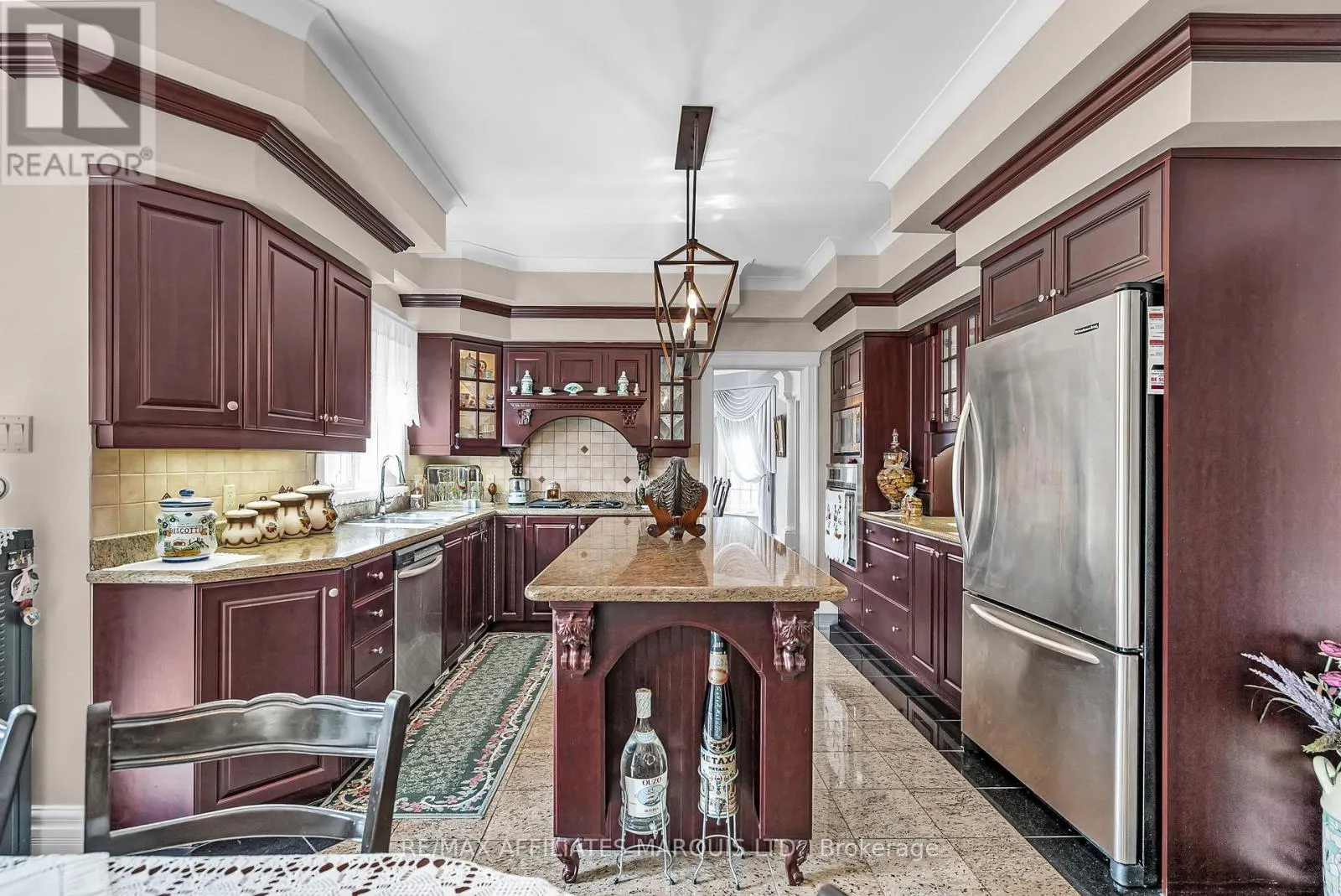 16935 BEAVER DAM DRIVE