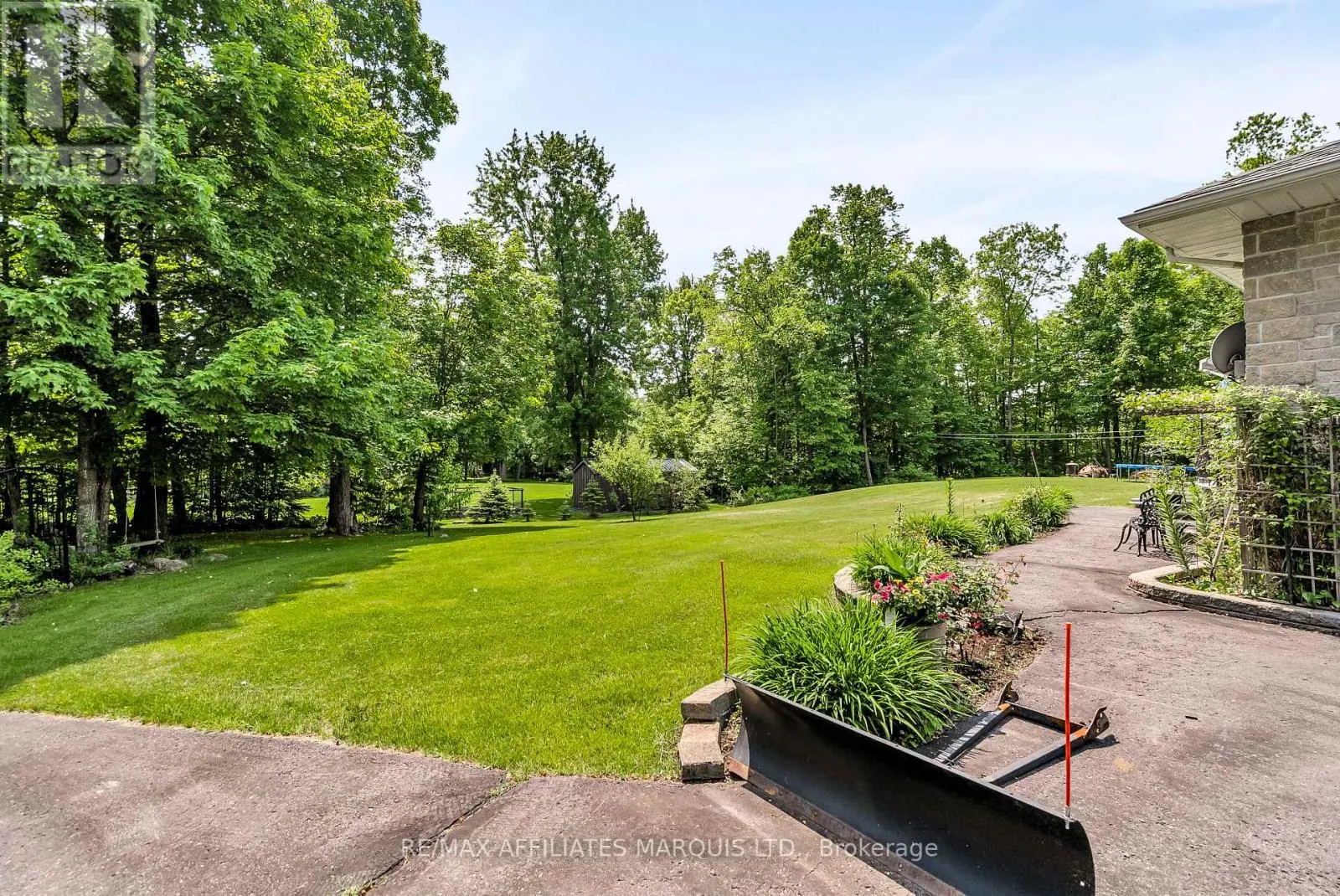 16935 BEAVER DAM DRIVE