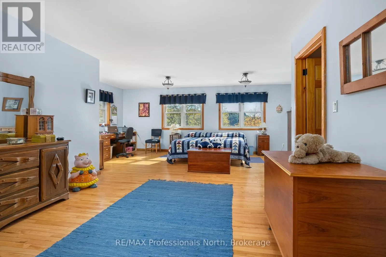 3 - 2901 LIMBERLOST ROAD, #3