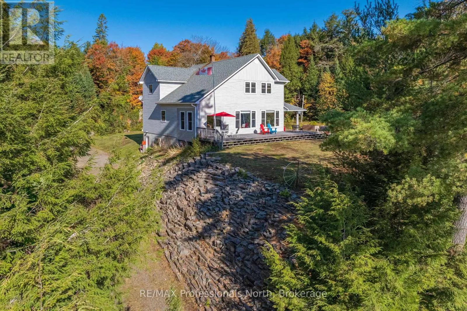 3 - 2901 LIMBERLOST ROAD, #3