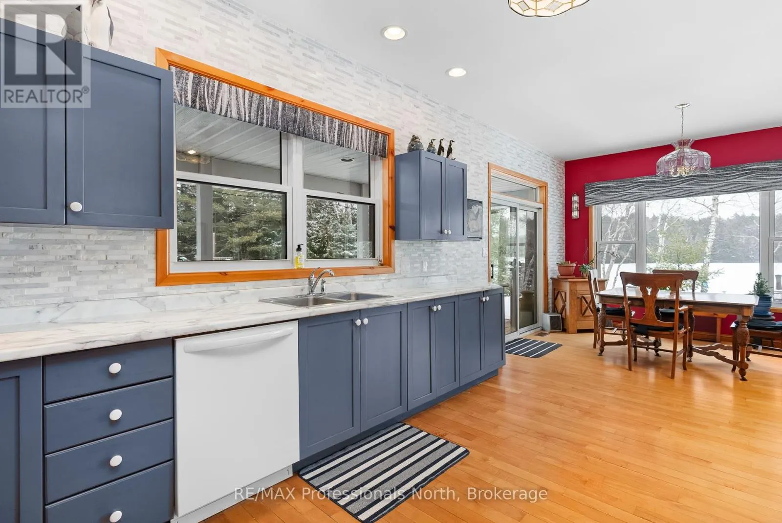 3 - 2901 LIMBERLOST ROAD, #3