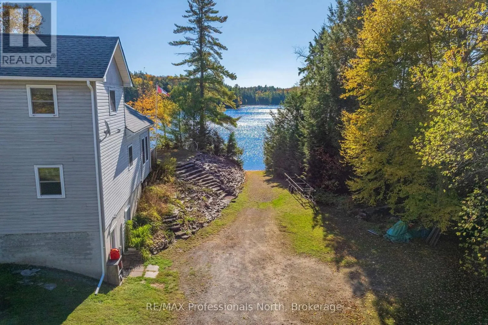 3 - 2901 LIMBERLOST ROAD, #3