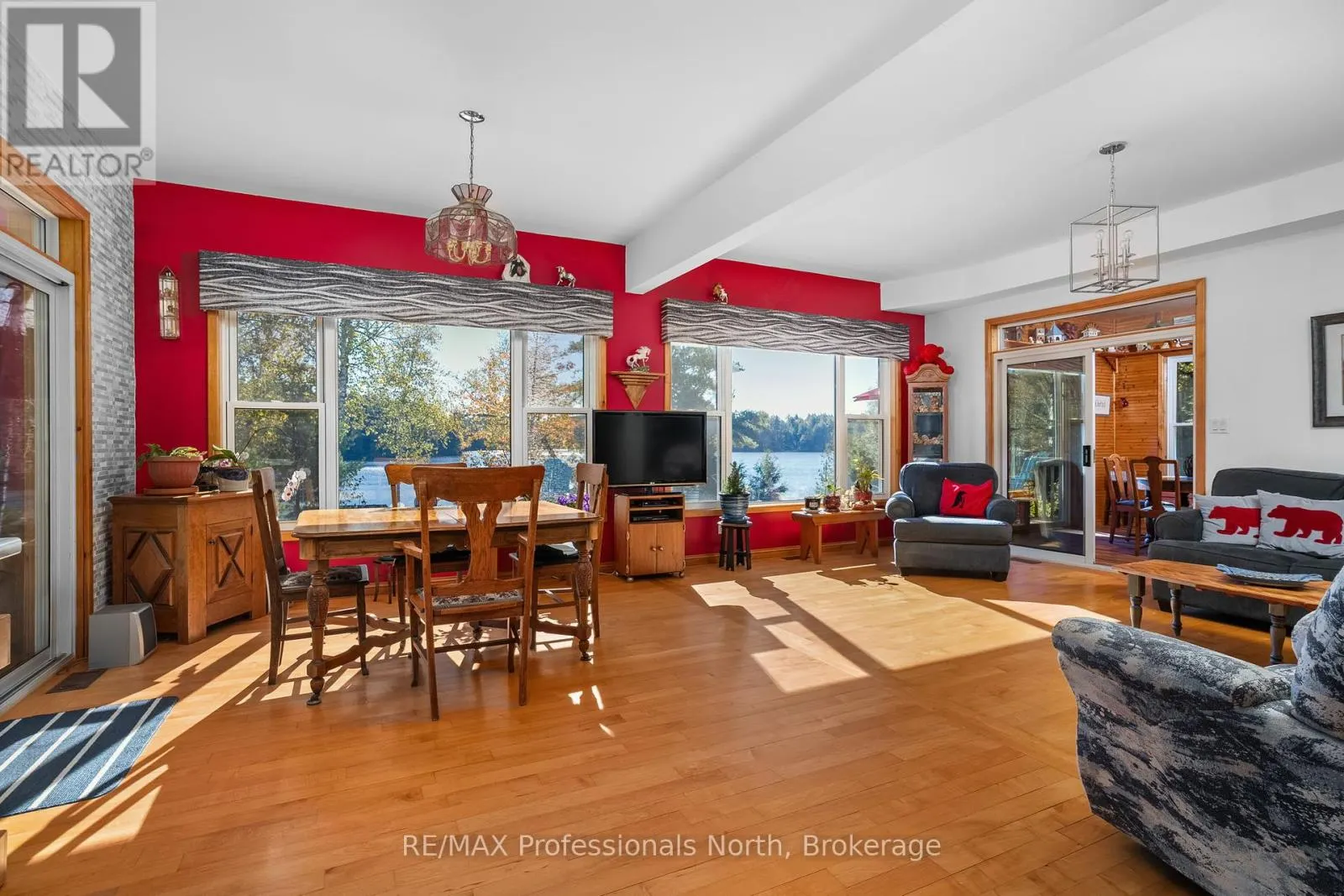 3 - 2901 LIMBERLOST ROAD, #3