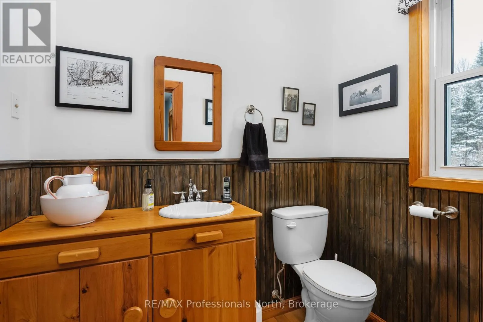 3 - 2901 LIMBERLOST ROAD, #3