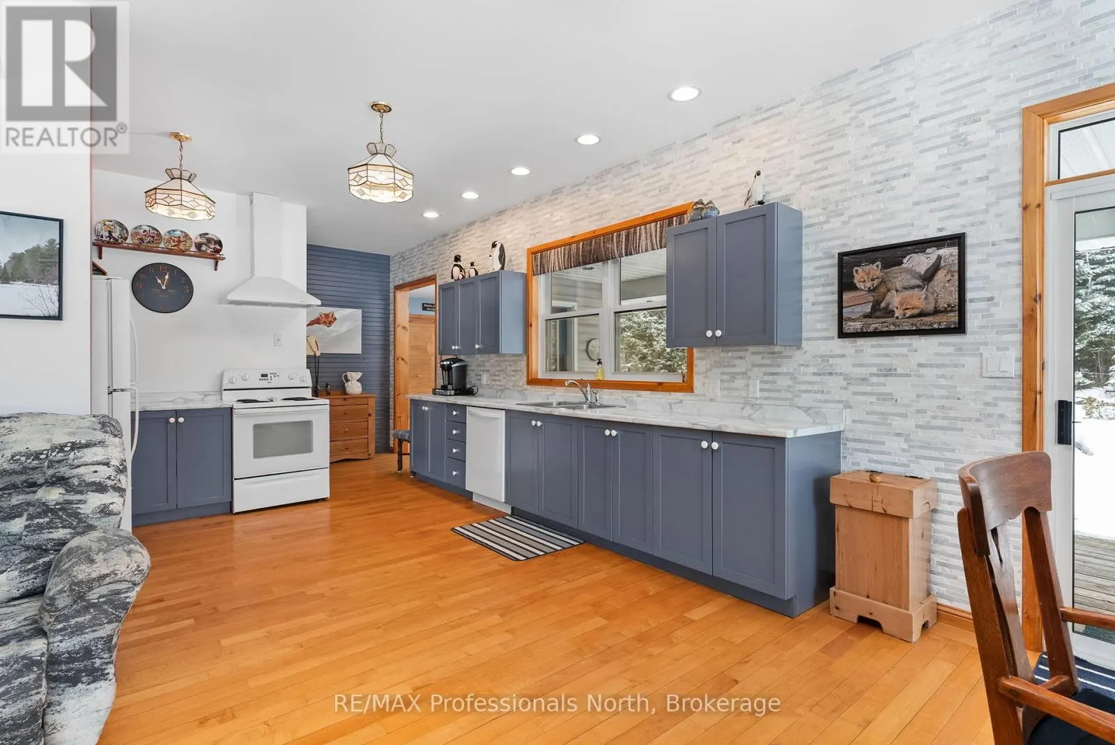 3 - 2901 LIMBERLOST ROAD, #3