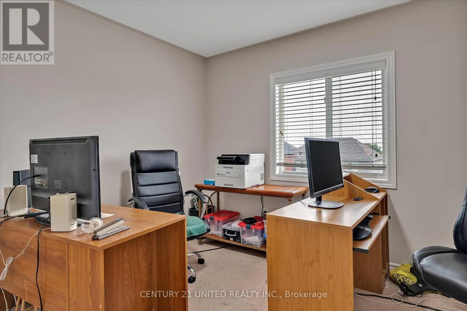 213 FARRIER CRESCENT