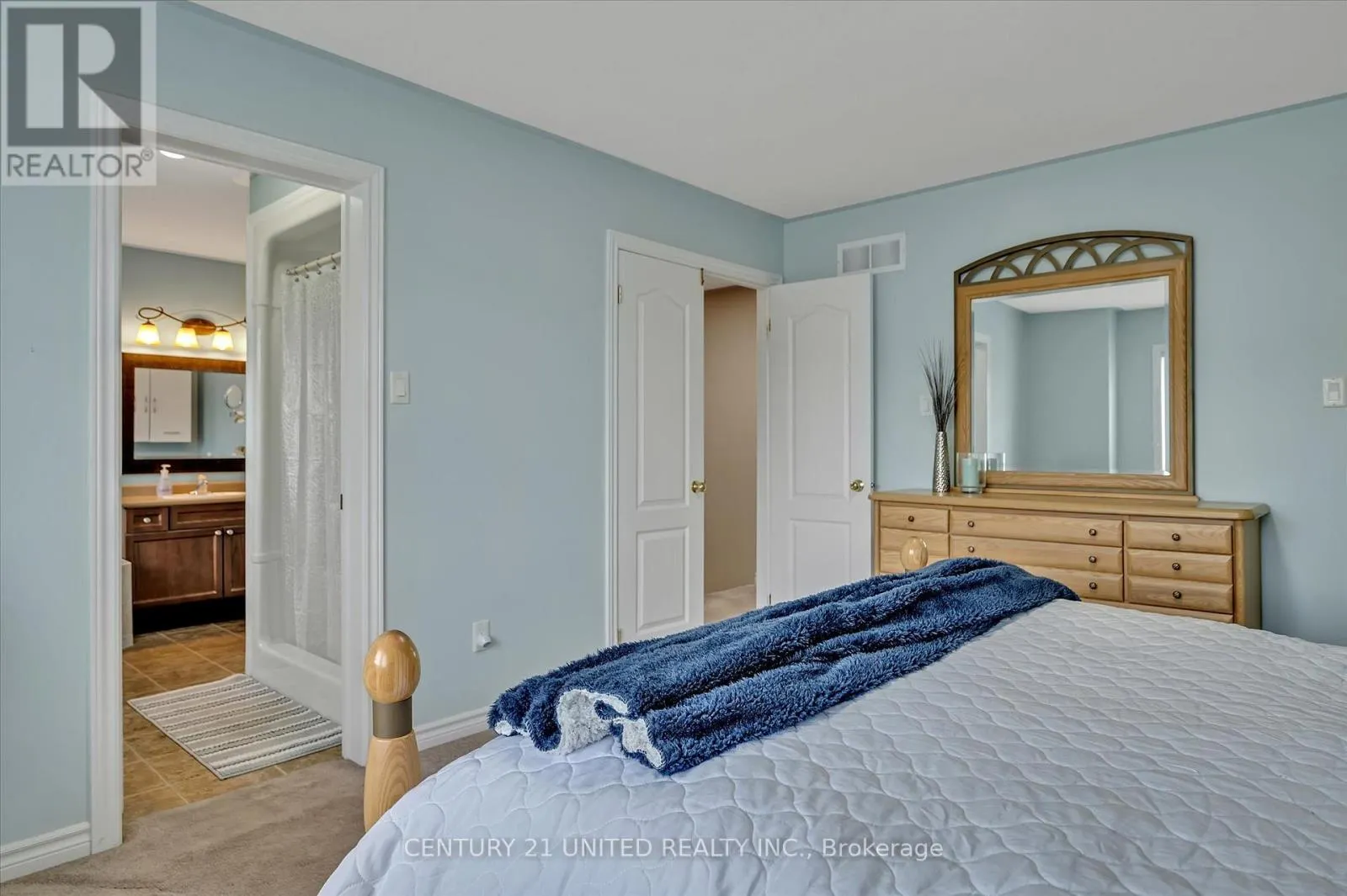 213 FARRIER CRESCENT
