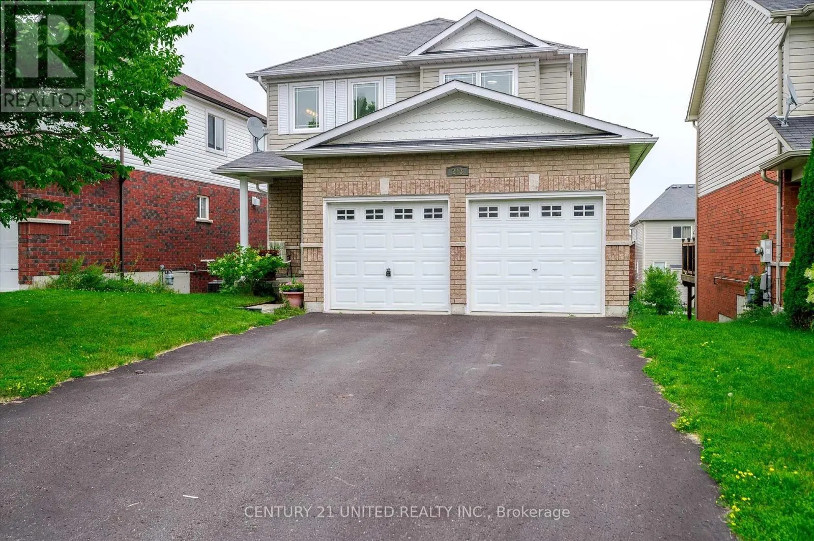 213 FARRIER CRESCENT