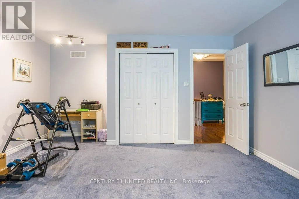 2219 BURNHAM LINE