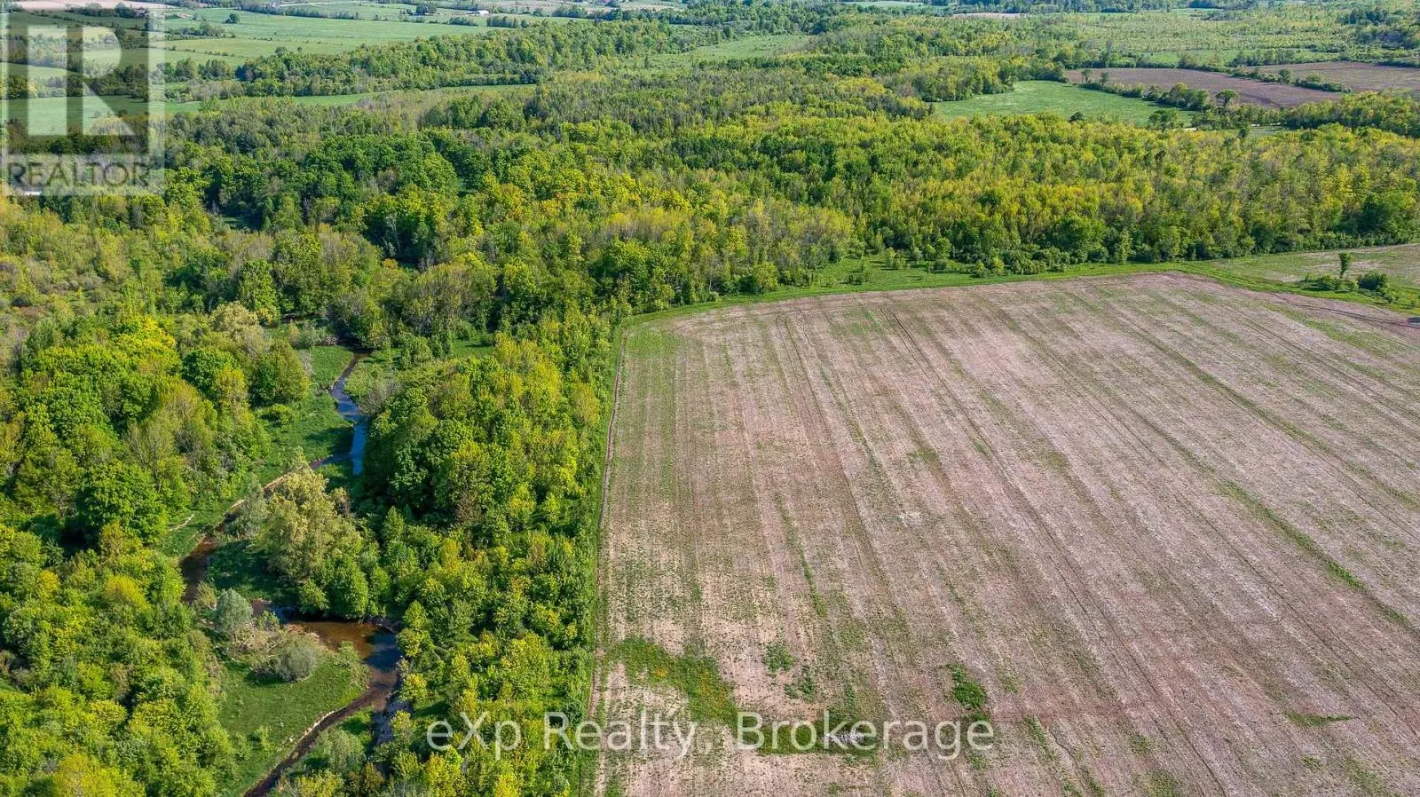 E 1/2 LT 29-30 CON 4; SIDEROAD 30