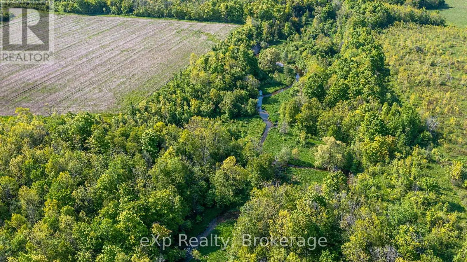 E 1/2 LT 29-30 CON 4; SIDEROAD 30