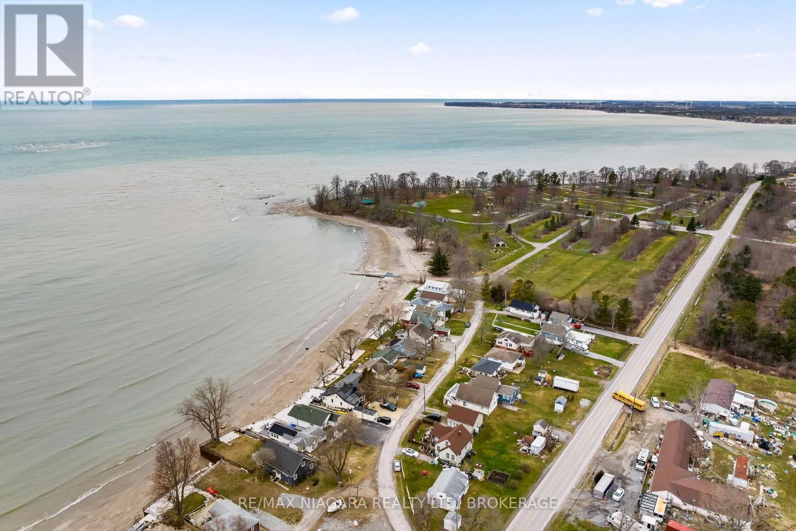 12883 OLD LAKESHORE ROAD W