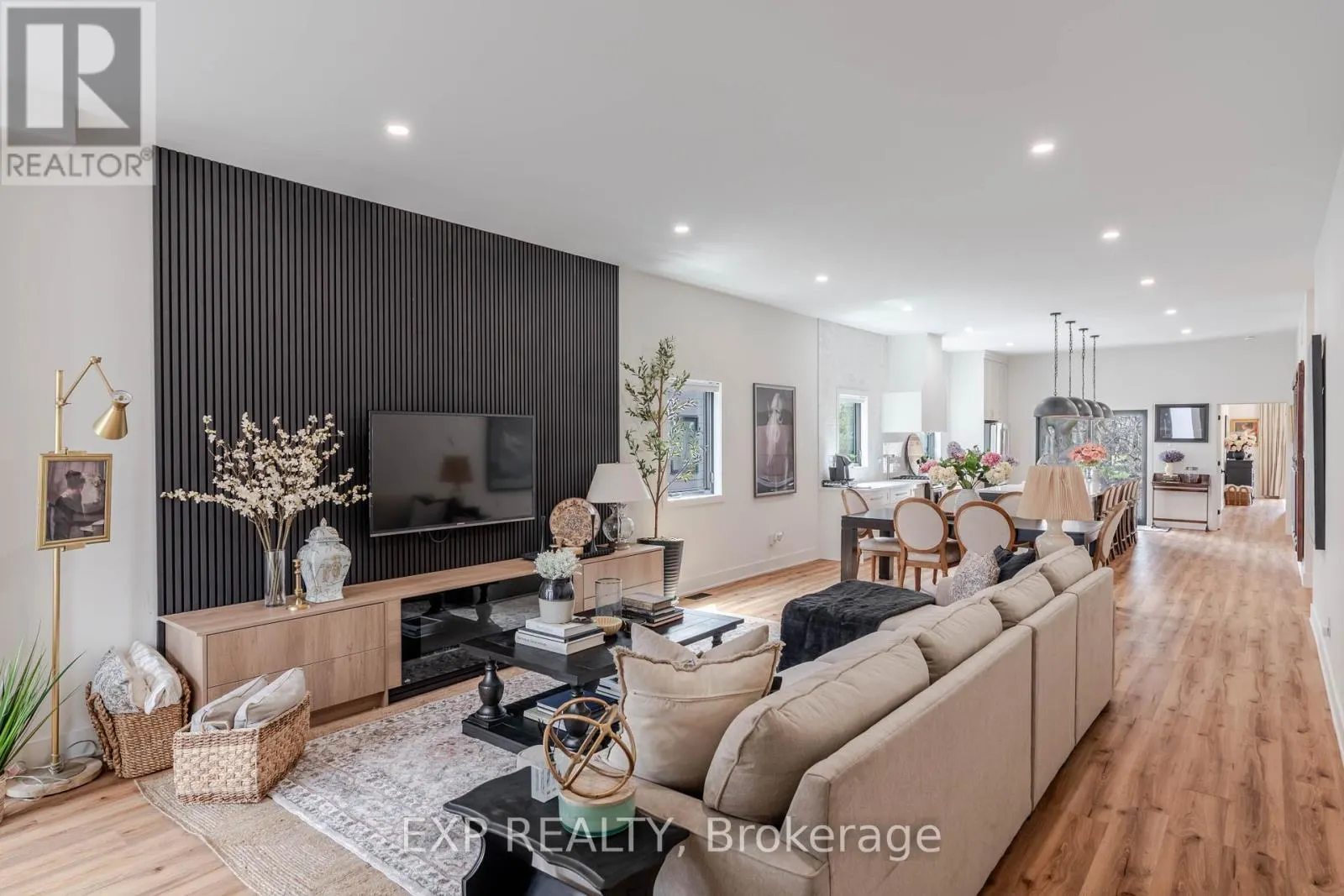 12A VIEWMOUNT DRIVE
