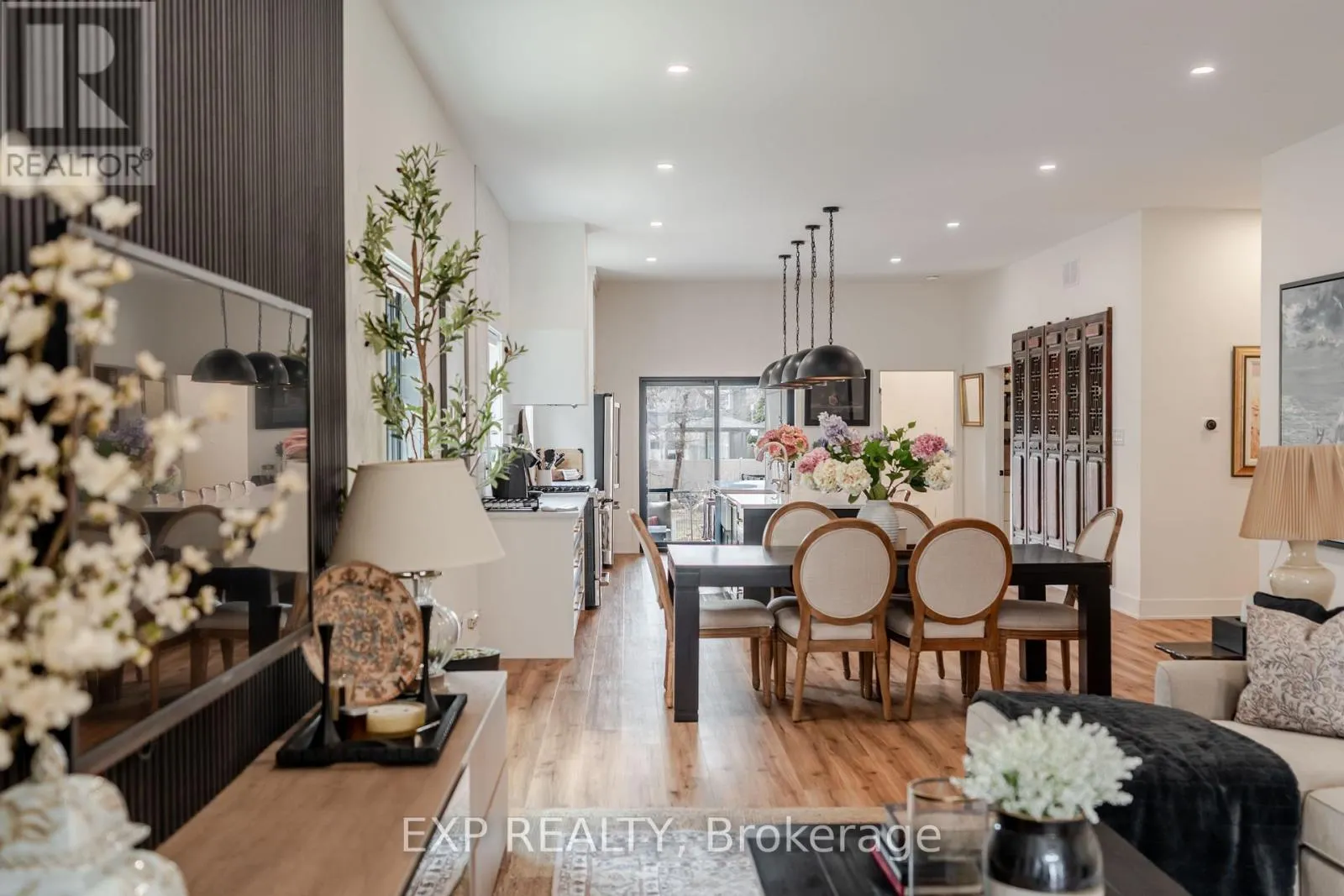 12A VIEWMOUNT DRIVE