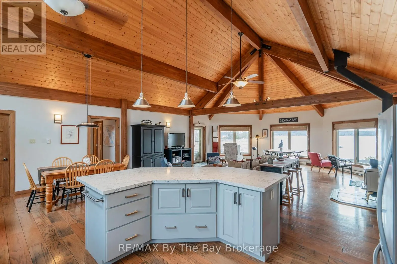 3854 IS 630 GEORGIAN BAY
