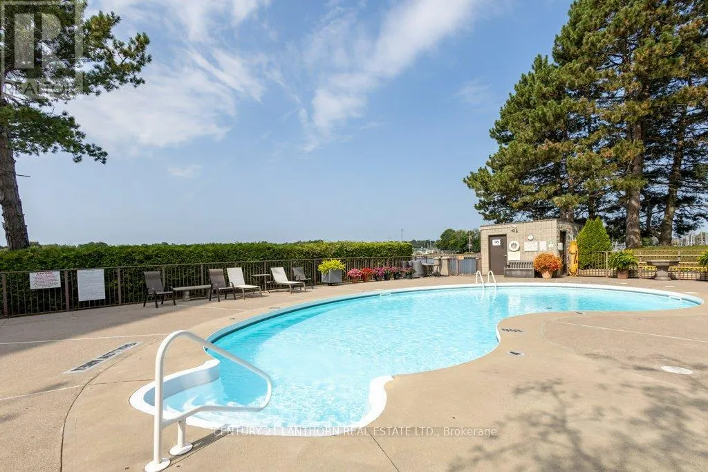 204 - 2 SOUTH FRONT STREET, #204