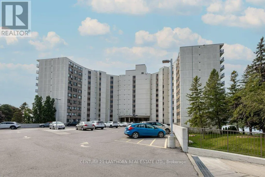 204 - 2 SOUTH FRONT STREET, #204