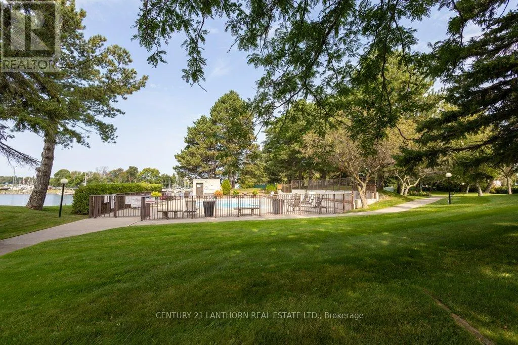 204 - 2 SOUTH FRONT STREET, #204