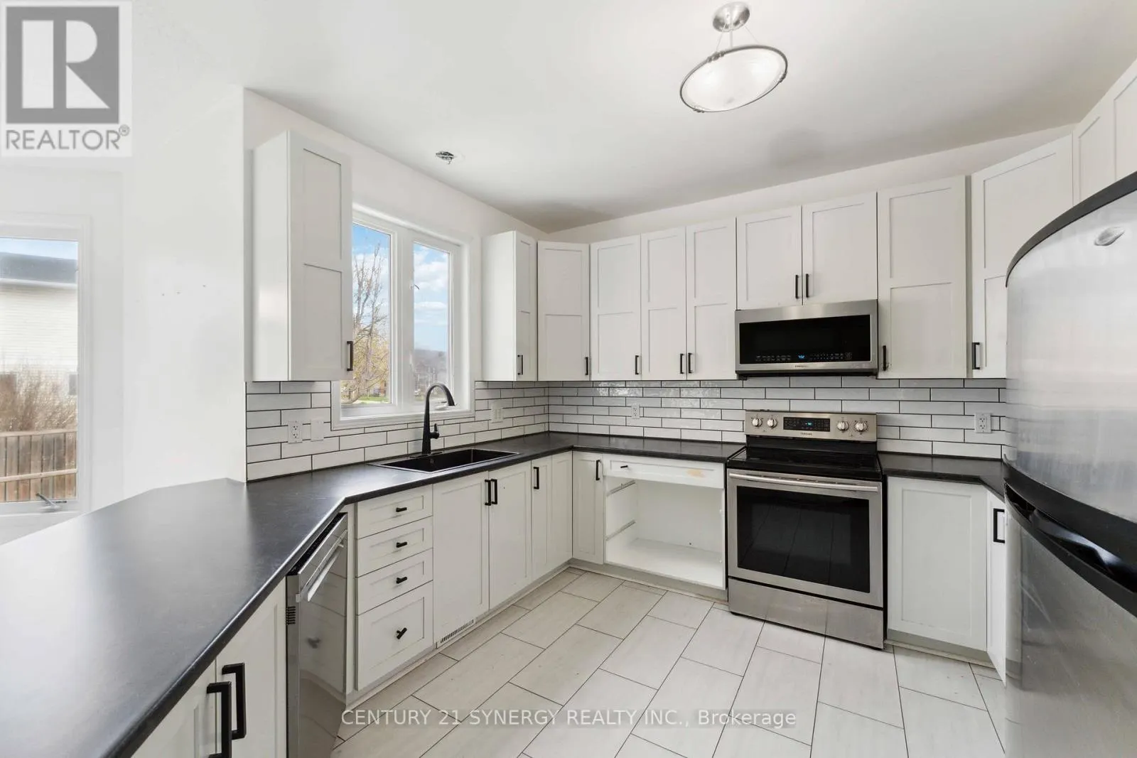 59 BAYWOOD DRIVE