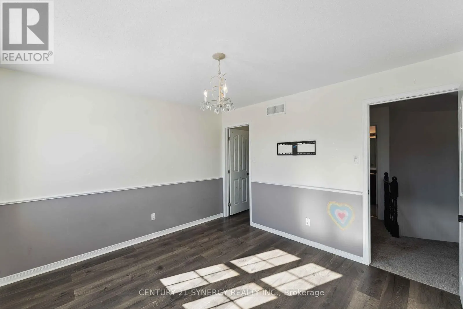 59 BAYWOOD DRIVE