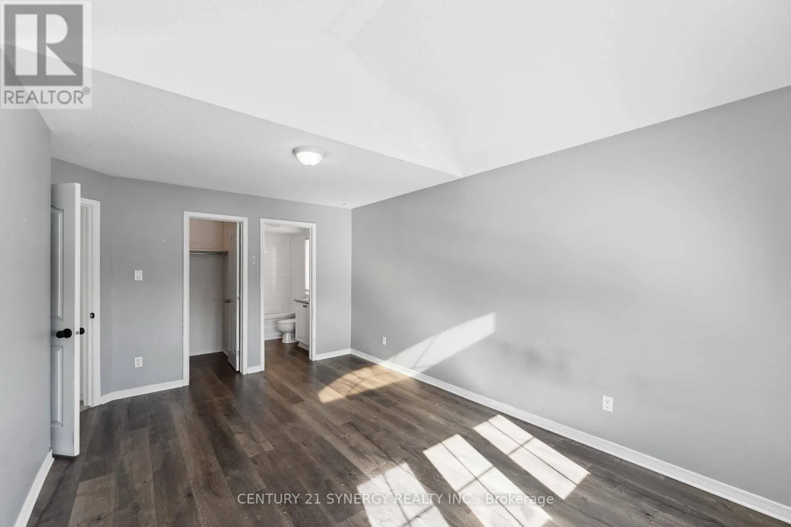 59 BAYWOOD DRIVE