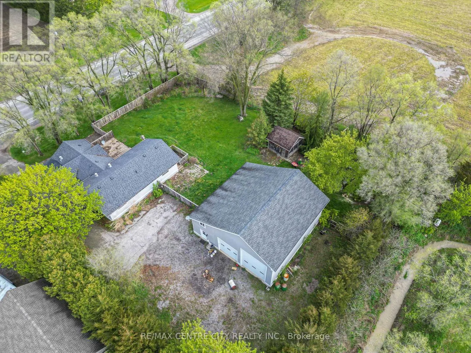 7641 LAKESHORE ROAD