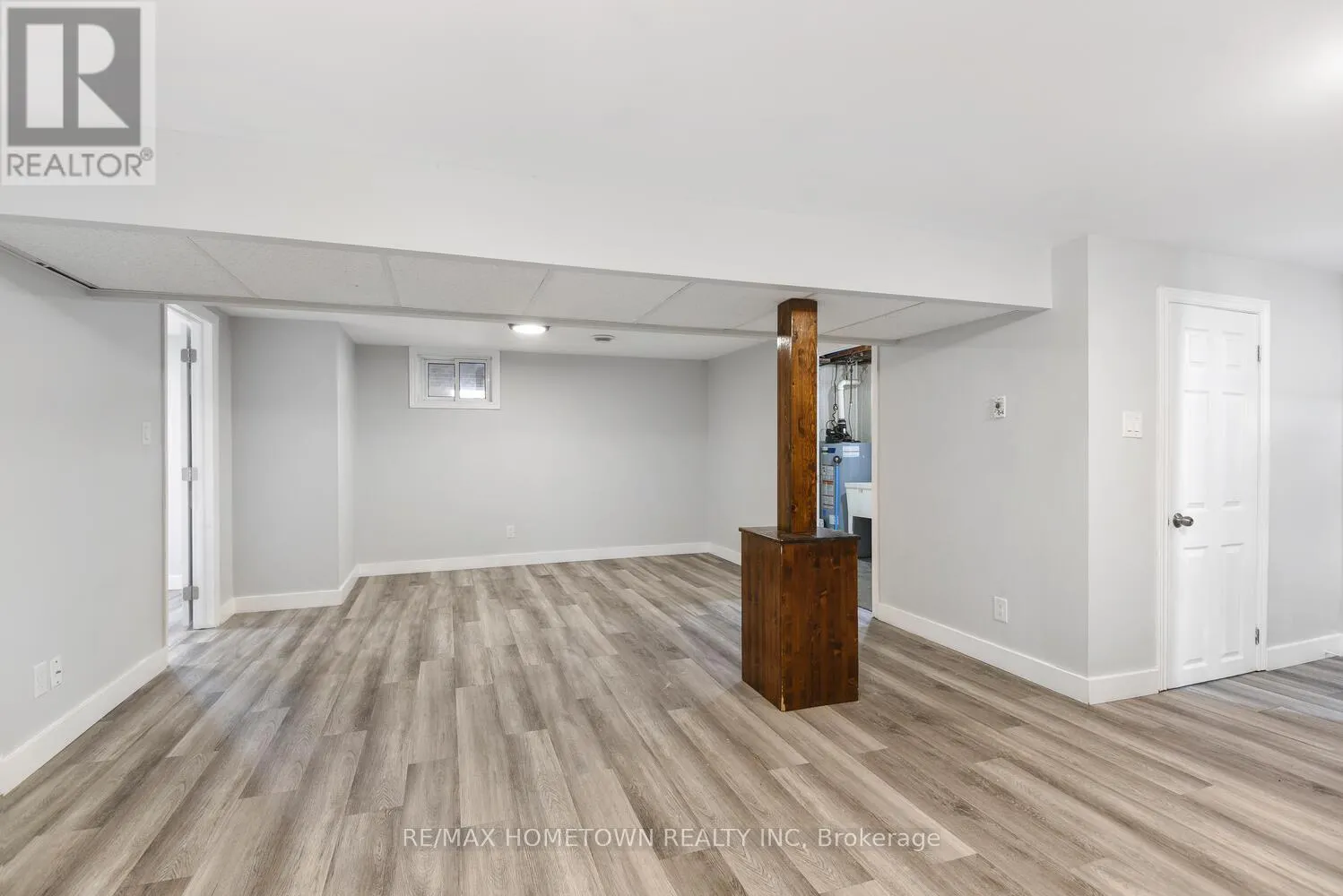 4 OTTER DRIVE