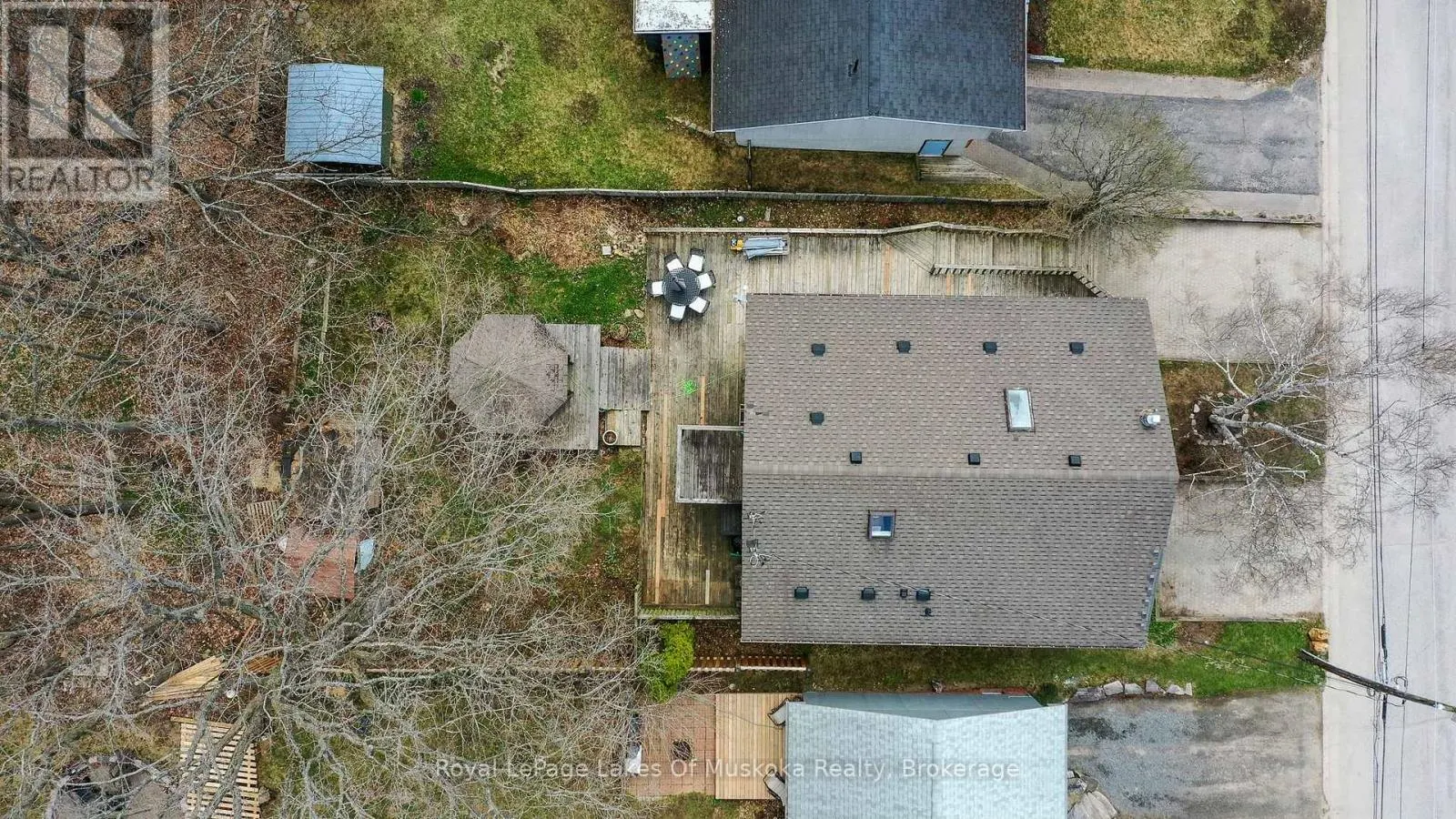 16 CLIFF AVENUE