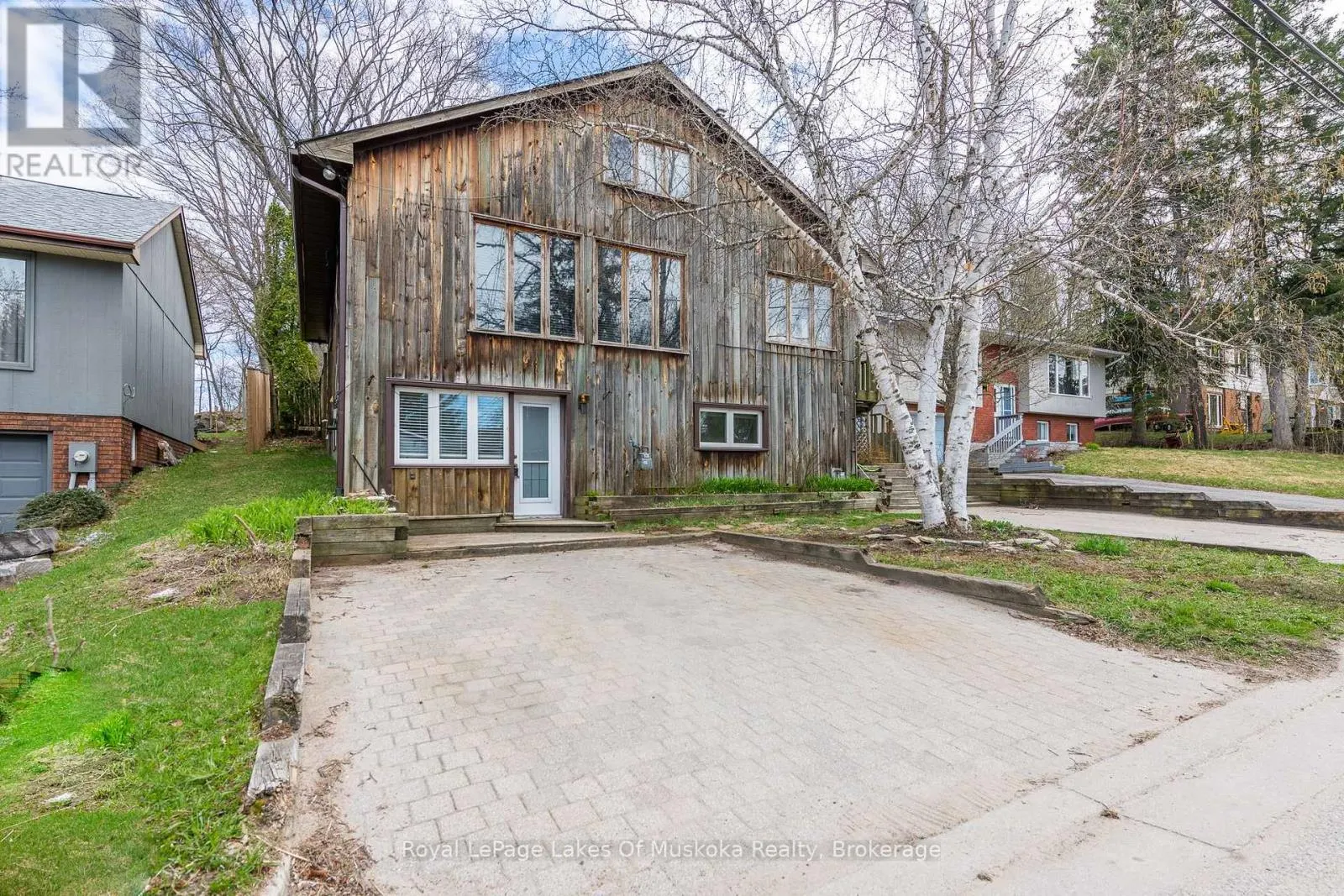 16 CLIFF AVENUE