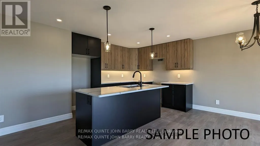 LOT 5 - 10 PARKLAND CIRCLE, #Lot 5