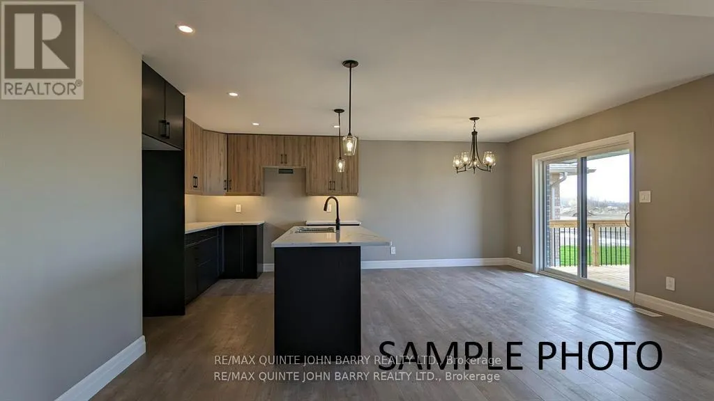 LOT 5 - 10 PARKLAND CIRCLE, #Lot 5