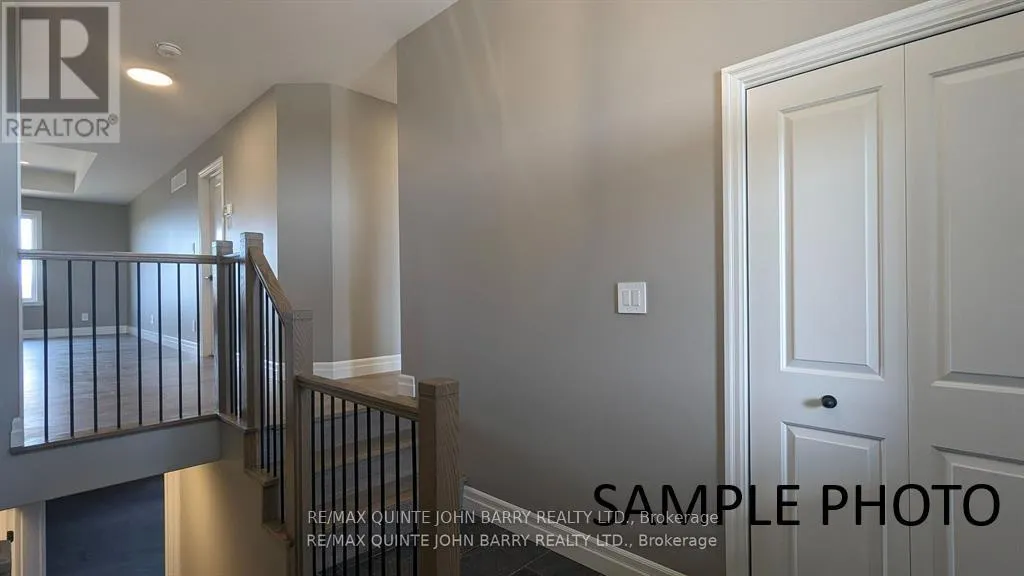 LOT 5 - 10 PARKLAND CIRCLE, #Lot 5