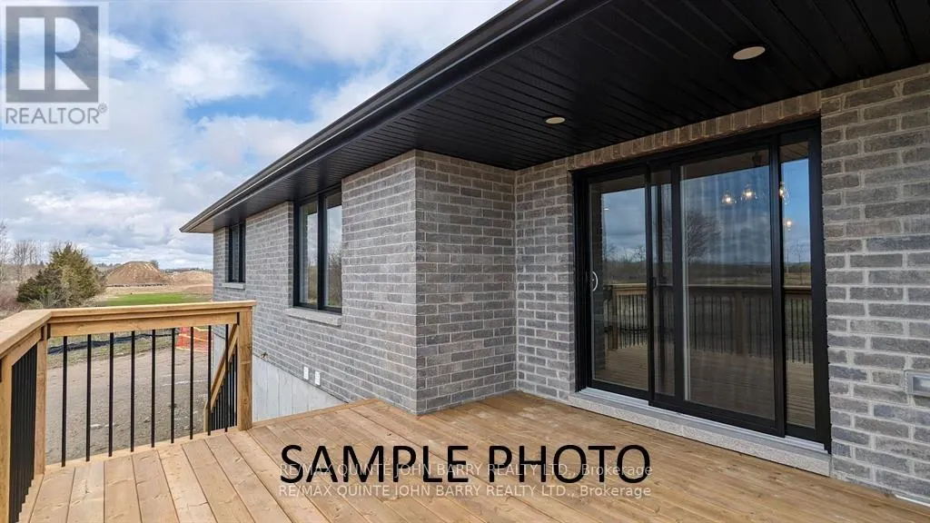 LOT 5 - 10 PARKLAND CIRCLE, #Lot 5