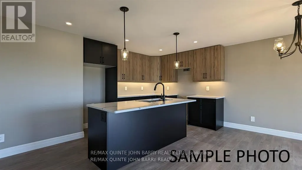 LOT 8 - 16 PARKLAND CIRCLE, #Lot 8