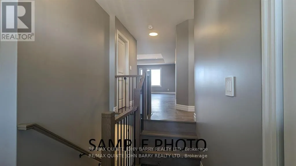 LOT 8 - 16 PARKLAND CIRCLE, #Lot 8