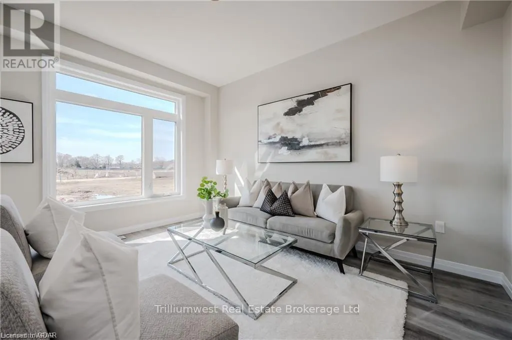 73 AYR MEADOWS CRESCENT