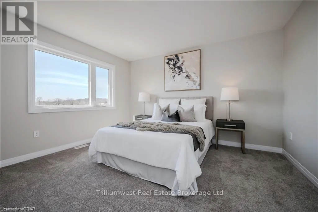 73 AYR MEADOWS CRESCENT