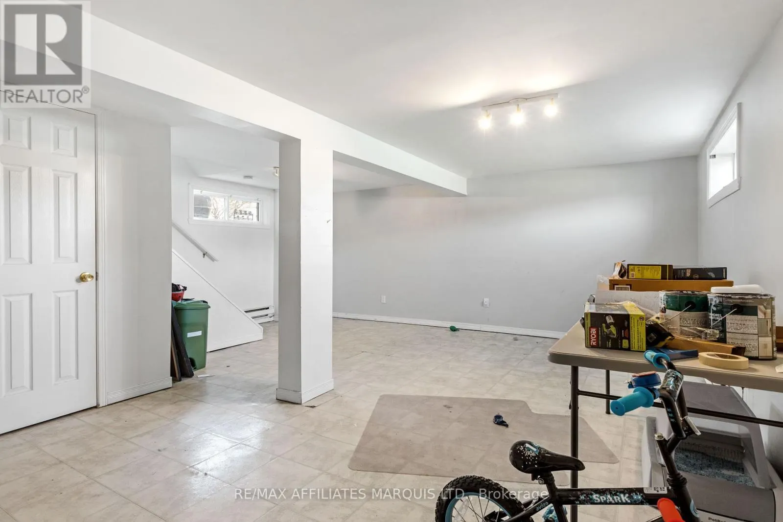 1409 SECOND STREET E