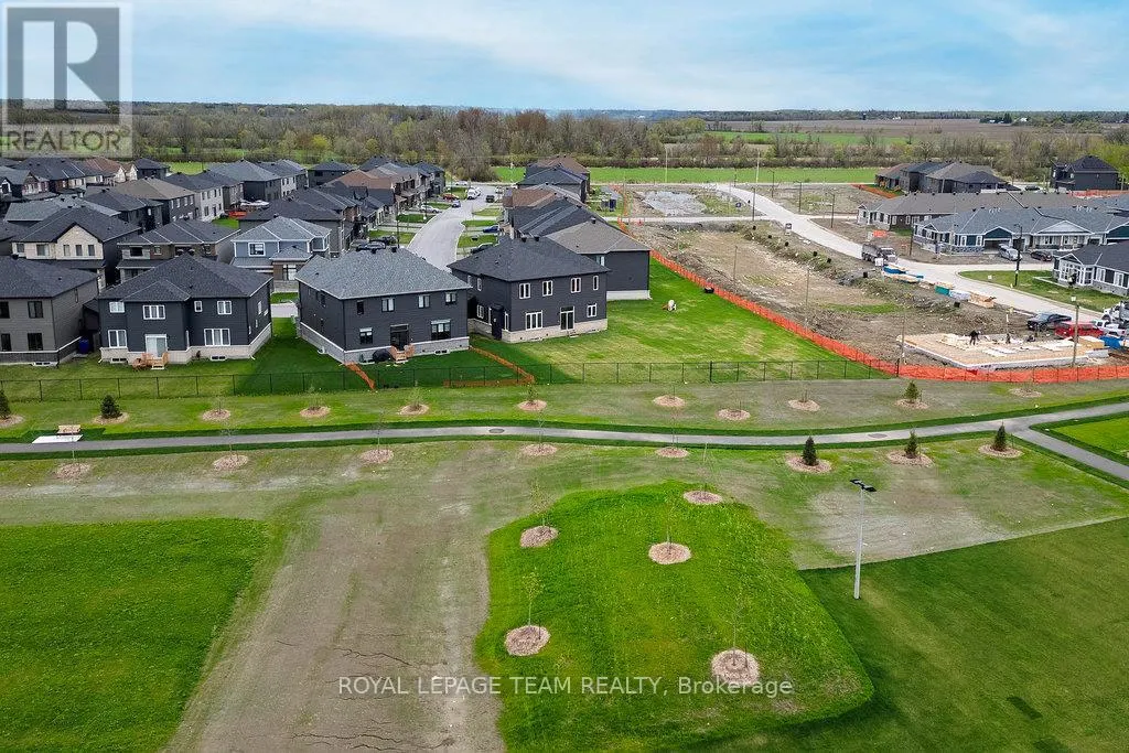 590 ANCHOR CIRCLE