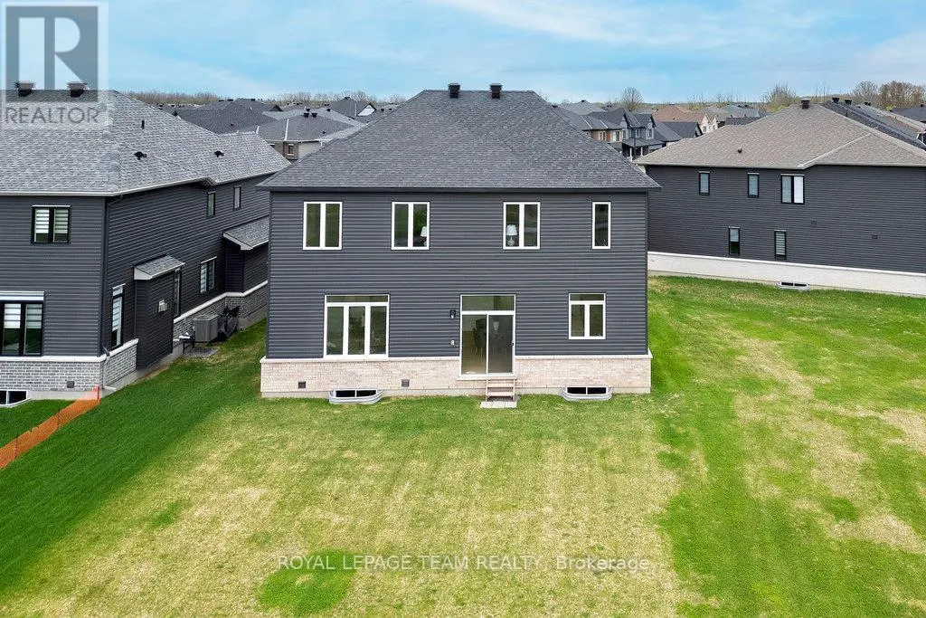 590 ANCHOR CIRCLE