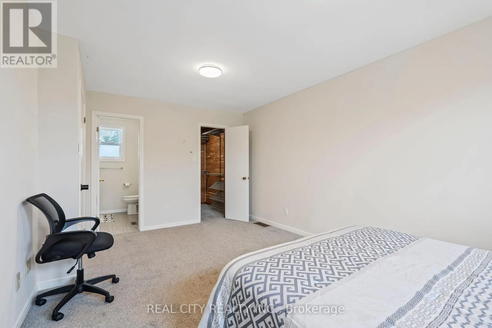276 BLUE FOREST PLACE