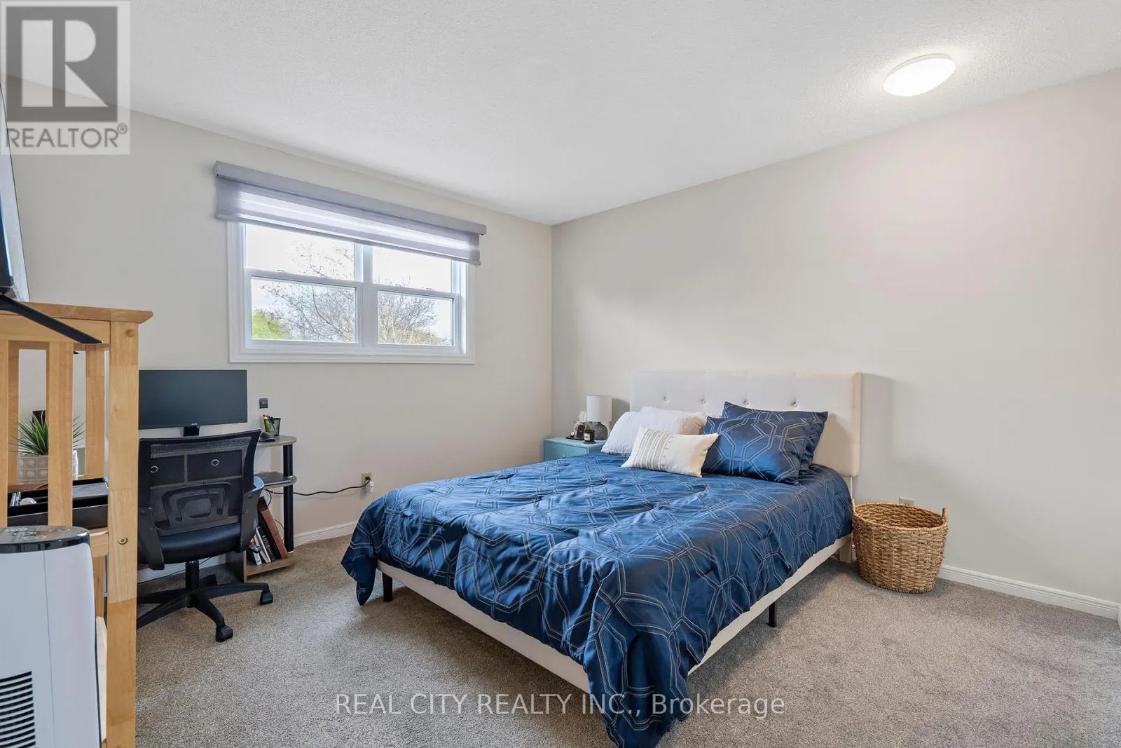 276 BLUE FOREST PLACE