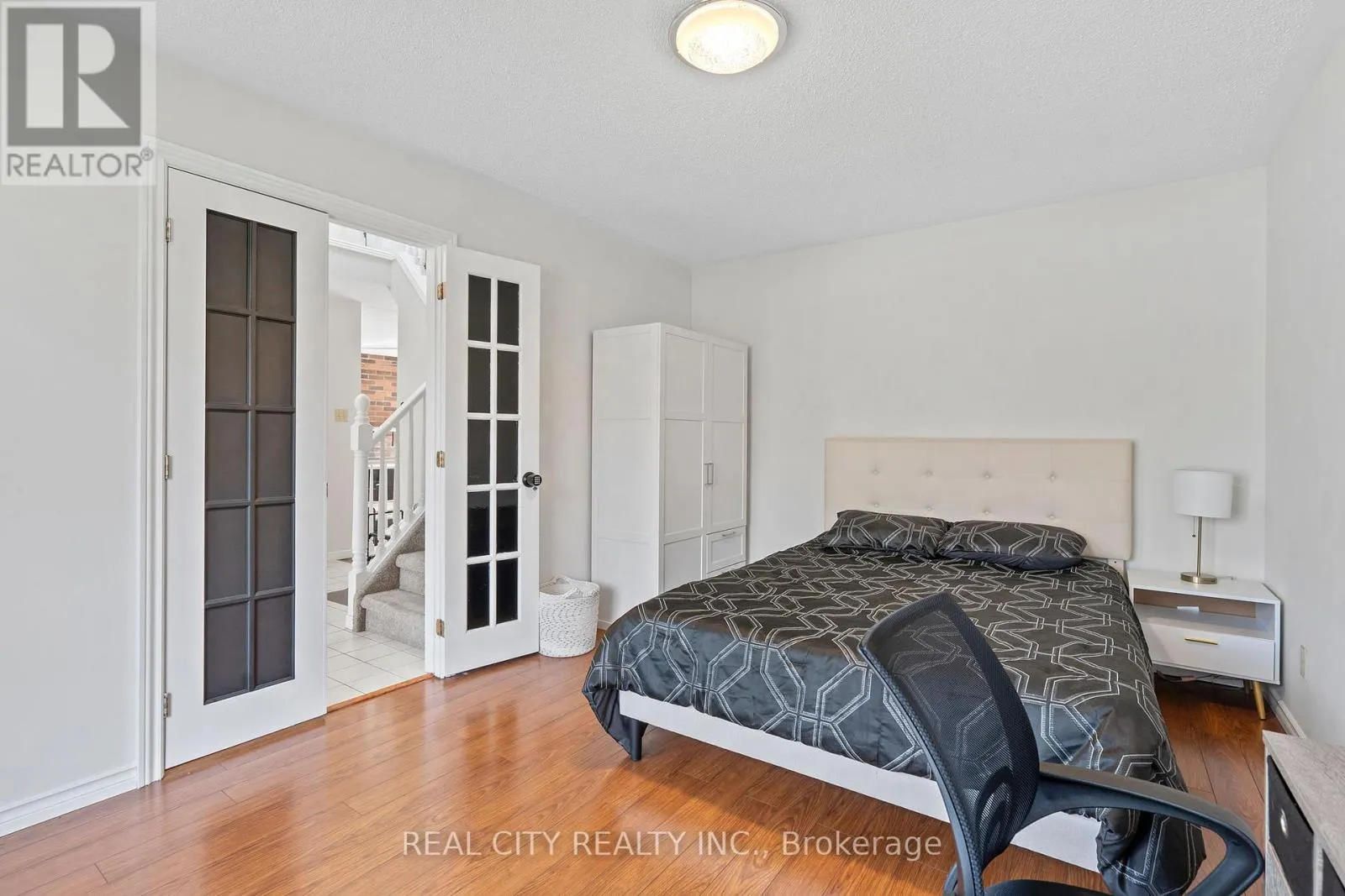 276 BLUE FOREST PLACE