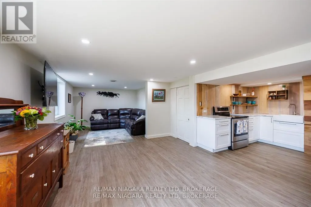490 MATHEWS ROAD