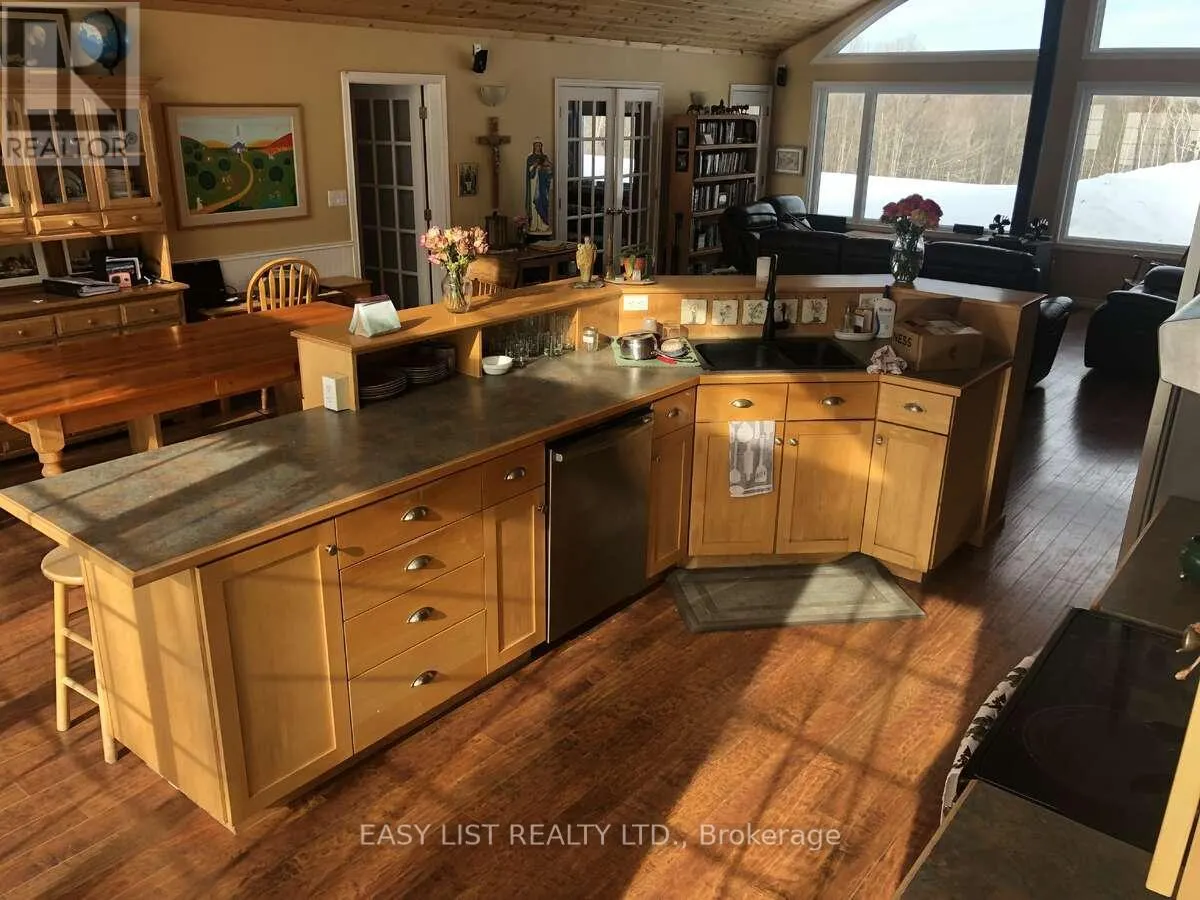 535 PERRIER ROAD