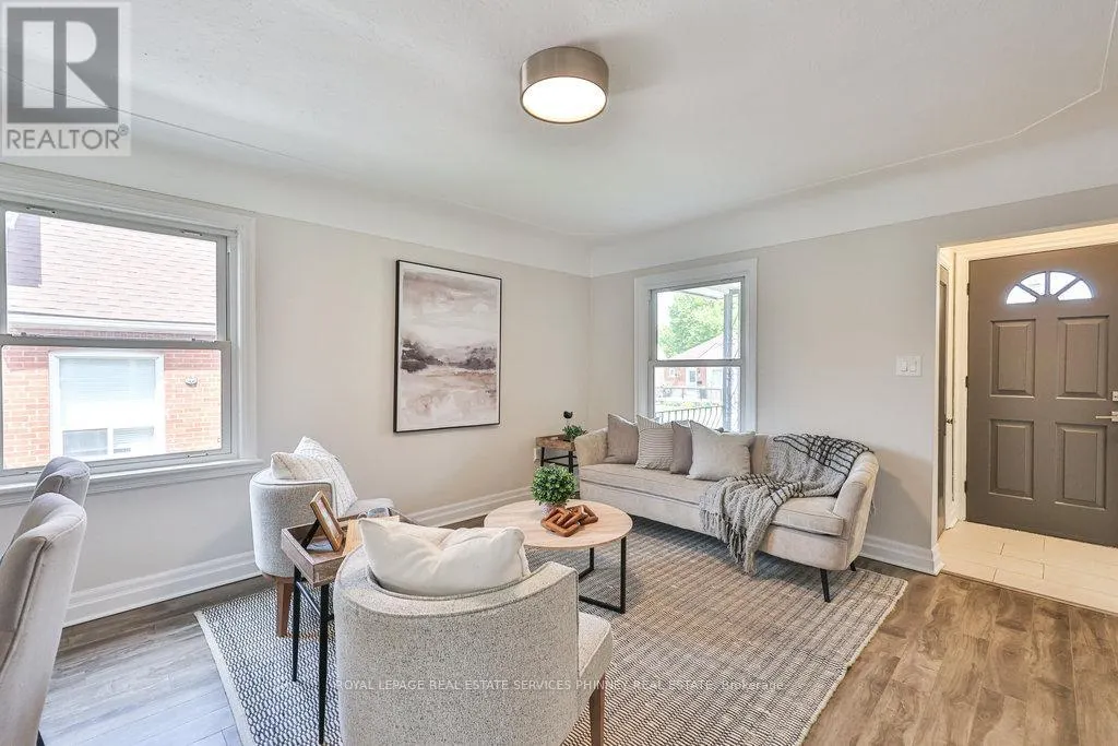 256 WALTER AVENUE S