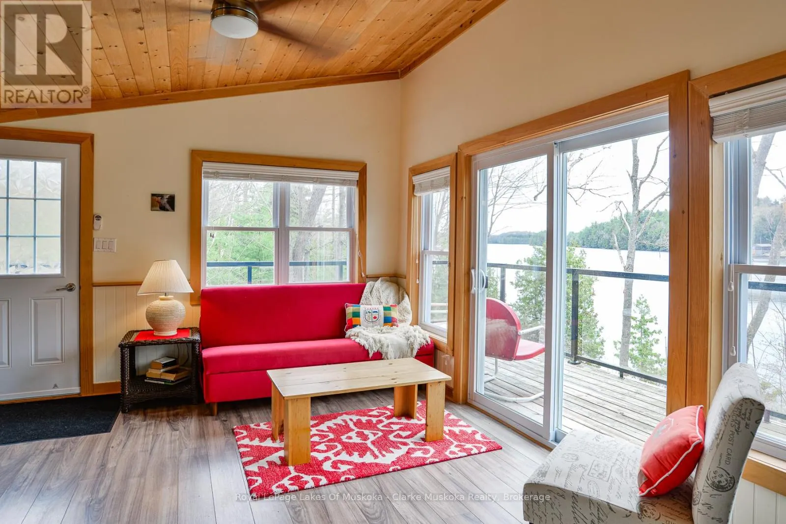7 - 7 SILVER POINT ROAD, #7